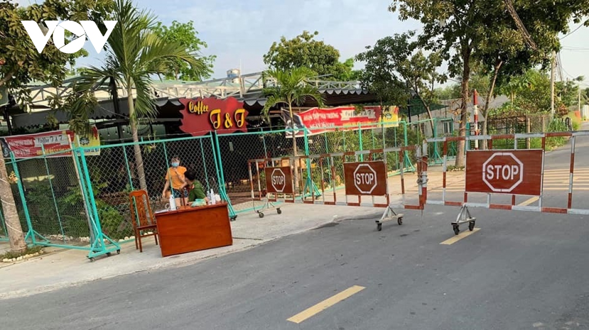 Phong tỏa nhiều nơi ở Long Khánh, Đồng Nai vì ca nghi mắc Covid-19